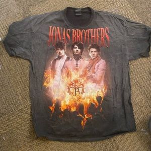Jonas Brothers T-shirt